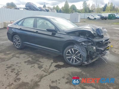 Czwarte zdjęcie samochodu z boku: 2025 VOLKSWAGEN JETTA SE VIN:3VWEX7BU2SM023884 - miniatura