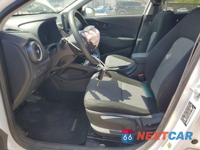 Zdjęcie 7 z 12 samochodu: 2022 HYUNDAI KONA SE VIN:KM8K22AB7NU926387 - miniatura
