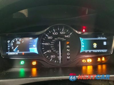 Zdjęcie 9 z 13 samochodu: 2011 LINCOLN MKX VIN:2LMDJ8JK9BBJ04470 - miniatura