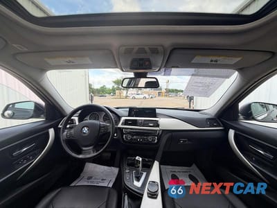 Zdjęcie 9 z 14 samochodu: 2016 BMW 320 XI VIN:WBA8E5G55GNT93166 - miniatura