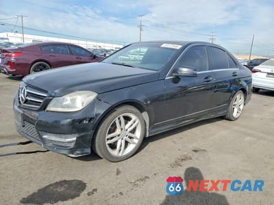 2014 MERCEDES-BENZ C 250 WDDGF4HB3EA964125 - główne zdjęcie licytacji z USA - miniatura
