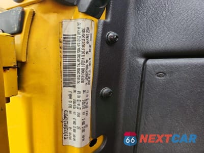 Zdjęcie 13 z 13 samochodu: 2000 JEEP WRANGLER / TJ SPORT VIN:1J4FA49S3YP749004 - miniatura