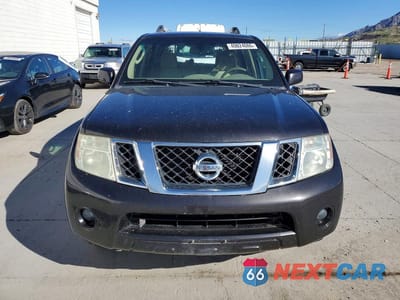 Piąte zdjęcie samochodu w środku: 2012 NISSAN PATHFINDER S VIN:5N1AR1NB2CC600334 - miniatura