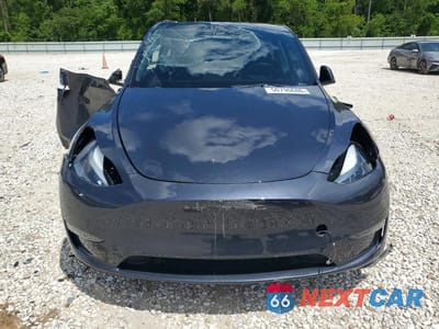 Piąte zdjęcie samochodu w środku: 2024 TESLA MODEL Y VIN:7SAYGDEE2RA228154 - miniatura