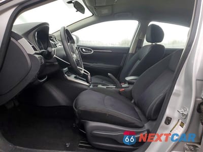 Zdjęcie 7 z 11 samochodu: 2019 NISSAN SENTRA SV VIN:3N1AB7AP5KY314693 - miniatura