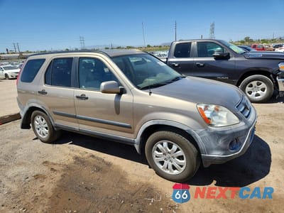 Czwarte zdjęcie samochodu z boku: 2006 HONDA CR-V VIN:JHLRD78846C013892 - miniatura