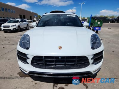 Piąte zdjęcie samochodu w środku: 2017 PORSCHE MACAN TURBO VIN:WP1AF2A54HLB60822 - miniatura