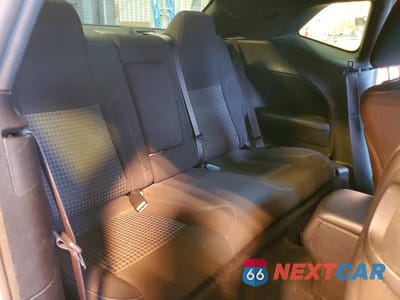 Zdjęcie 10 z 12 samochodu: 2022 DODGE CHALLENGER SXT VIN:2C3CDZAG3NH140147 - miniatura