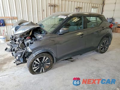 2020 NISSAN KICKS SV 3N1CP5CV2LL567981 - główne zdjęcie licytacji z USA - miniatura