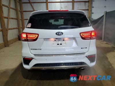 Zdjęcie 6 z 13 samochodu: 2019 KIA SORENTO SX V6 VIN:5XYPKDA57KG500535 - miniatura