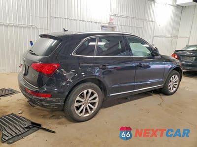 Trzecie zdjęcie samochodu z tyłu: 2016 AUDI Q5 PREMIUM VIN:WA1C2AFPXGA046600 - miniatura