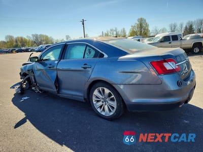 Drugie zdjęcie samochodu z przodu: 2010 FORD TAURUS LIMITED VIN:1FAHP2FW3AG116426 - miniatura