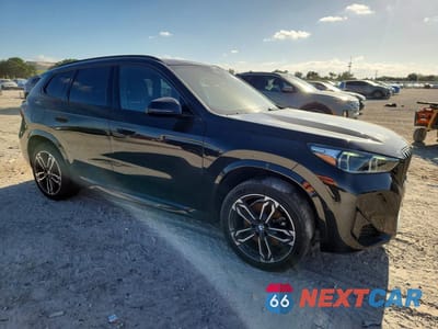 Czwarte zdjęcie samochodu z boku: 2025 BMW X1 XDRIVE28I VIN:WBX73EF06S5155428 - miniatura