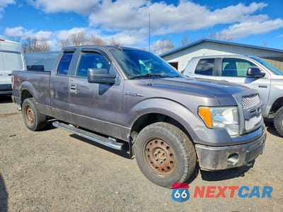 Czwarte zdjęcie samochodu z boku: 2013 FORD F150 SUPER CAB VIN:1FTFX1EFXDKG38176 - miniatura