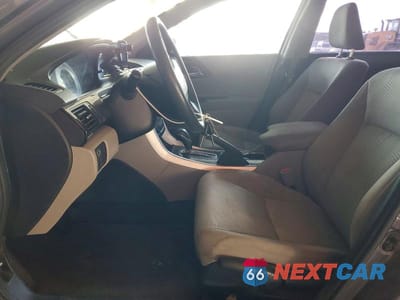 Zdjęcie 7 z 12 samochodu: 2016 HONDA ACCORD LX VIN:1HGCR2F30GA107586 - miniatura