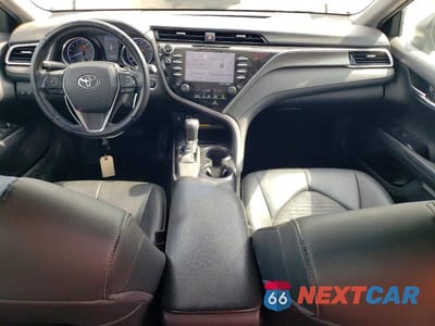 Zdjęcie 8 z 12 samochodu: 2018 TOYOTA CAMRY SE VIN:4T1B11HK6JU110588 - miniatura