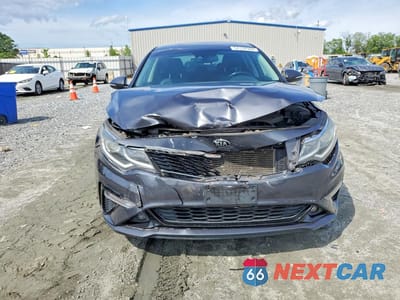 Piąte zdjęcie samochodu w środku: 2019 KIA OPTIMA S VIN:5XXGT4L32KG289533 - miniatura
