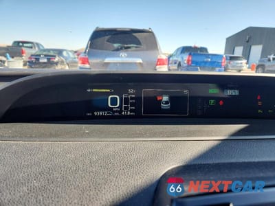 Zdjęcie 9 z 12 samochodu: 2019 TOYOTA PRIUS VIN:JTDL9RFU3K3012081 - miniatura