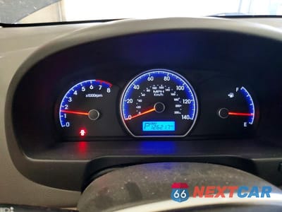 Zdjęcie 9 z 12 samochodu: 2010 HYUNDAI ELANTRA GLS VIN:KMHDU4AD3AU132349 - miniatura