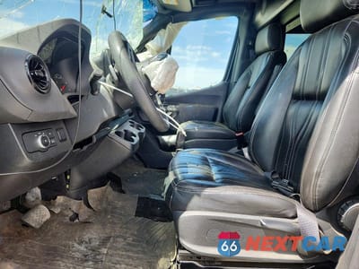 Zdjęcie 7 z 14 samochodu: 2019 MERCEDES-BENZ SPRINTER 3500 VIN:WDAPF4CD1KT013945 - miniatura