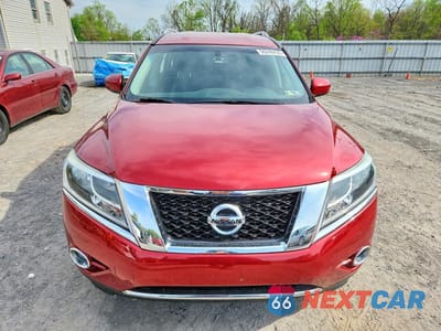 Piąte zdjęcie samochodu w środku: 2016 NISSAN PATHFINDER SV VIN:5N1AR2MM6GC610850 - miniatura