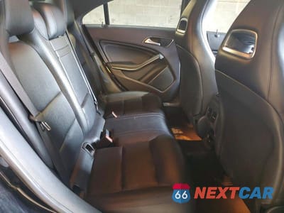 Zdjęcie 10 z 11 samochodu: 2015 MERCEDES-BENZ CLA 250 VIN:WDDSJ4EB7FN229915 - miniatura