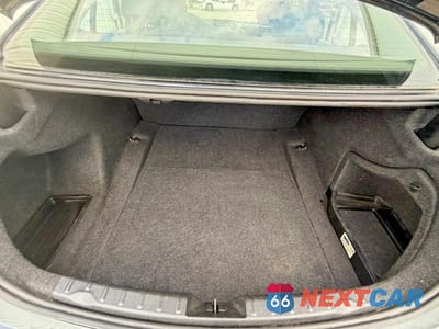 Zdjęcie 14 z 14 samochodu: 2016 BMW 320 XI VIN:WBA8E5G55GNT93166 - miniatura