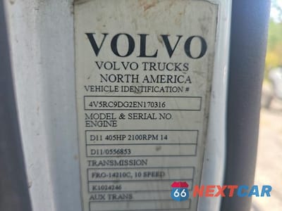 Zdjęcie 10 z 14 samochodu: 2014 VOLV VAH VIN:4V5RC9DG2EN170316 - miniatura
