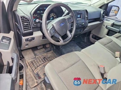 Zdjęcie 8 z 12 samochodu: 2020 FORD F150 VIN:1FTMF1CBXLKD65443 - miniatura