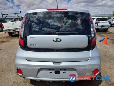 Zdjęcie 6 z 11 samochodu: 2018 KIA SOUL + VIN:KNDJP3A5XJ7509114 - miniatura