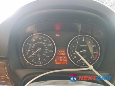 Zdjęcie 9 z 11 samochodu: 2008 BMW 328 I SULEV VIN:WBAWR33598P154067 - miniatura