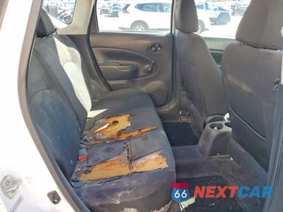Zdjęcie 10 z 12 samochodu: 2015 NISSAN VERSA NOTE S PLUS VIN:3N1CE2CP1FL405611 - miniatura