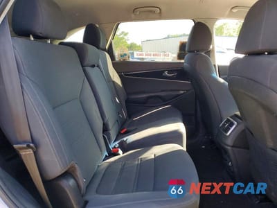 Zdjęcie 11 z 14 samochodu: 2020 KIA SORENTO S VIN:5XYPGDA51LG614873 - miniatura