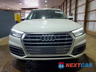 Piąte zdjęcie samochodu w środku: 2018 AUDI Q5 PREMIUM VIN:WA1ANAFY5J2004652 - miniatura