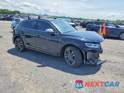 Czwarte zdjęcie samochodu z boku: 2018 AUDI SQ5 PRESTIGE VIN:WA1C4AFY5J2141084 - miniatura