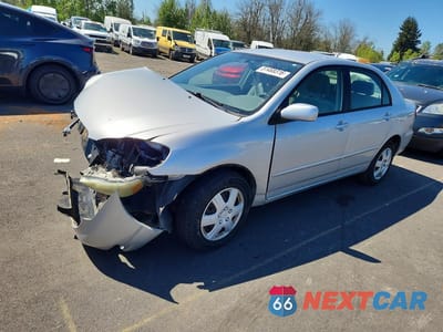 2005 TOYOTA COROLLA LE 1NXBR30E55Z448015 - główne zdjęcie licytacji z USA - miniatura