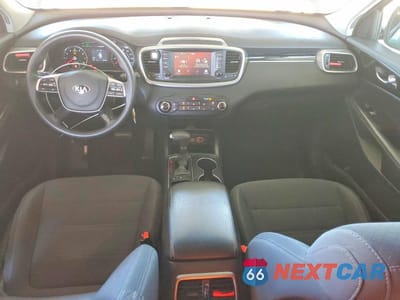 Zdjęcie 8 z 13 samochodu: 2020 KIA SORENTO S VIN:5XYPGDA58LG612120 - miniatura