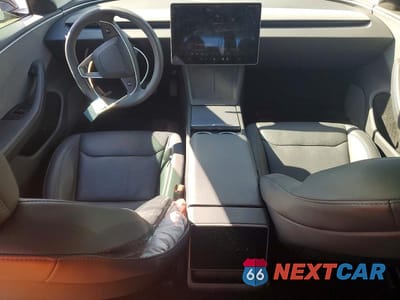 Zdjęcie 8 z 12 samochodu: 2024 TESLA MODEL 3 VIN:5YJ3E1EA5RF774023 - miniatura