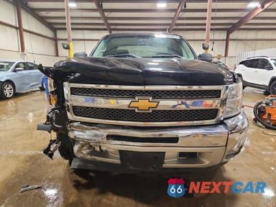 Piąte zdjęcie samochodu w środku: 2013 CHEVROLET SILVERADO K1500 LT VIN:1GCRKSE70DZ394393 - miniatura