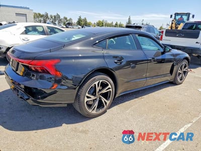 Trzecie zdjęcie samochodu z tyłu: 2024 AUDI E-TRON GT PREMIUM PLUS VIN:WAUCJBFW6R7004606 - miniatura