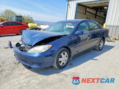 2006 TOYOTA CAMRY LE 4T1BE30K96U106117 - główne zdjęcie licytacji z USA - miniatura