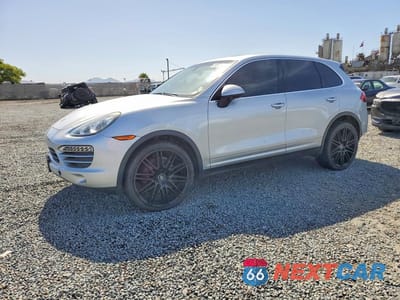 2011 PORSCHE CAYENNE WP1AA2A28BLA08456 - główne zdjęcie licytacji z USA - miniatura