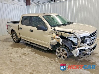 Czwarte zdjęcie samochodu z boku: 2018 FORD F150 SUPERCREW VIN:1FTEW1EB4JKE47425 - miniatura
