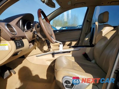 Zdjęcie 7 z 12 samochodu: 2008 MERCEDES-BENZ GL 550 4MATIC VIN:4JGBF86E28A394921 - miniatura