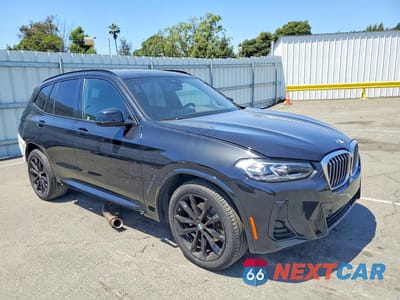 Czwarte zdjęcie samochodu z boku: 2022 BMW X3 SDRIVE30I VIN:5UX43DP00N9K29639 - miniatura