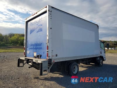 Trzecie zdjęcie samochodu z tyłu: 2018 ISUZU NPR HD VIN:JALC4W16XJ7007438 - miniatura
