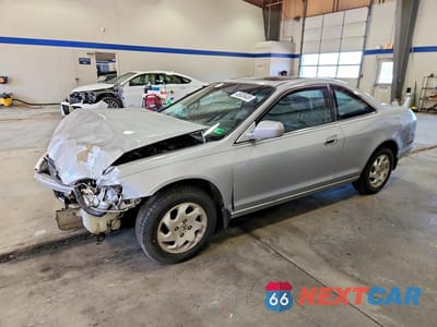 2000 HONDA ACCORD EX 1HGCG3175YA034206 - główne zdjęcie licytacji z USA - miniatura