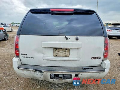 Zdjęcie 6 z 13 samochodu: 2012 GMC YUKON DENALI VIN:1GKS1EEF5CR326865 - miniatura