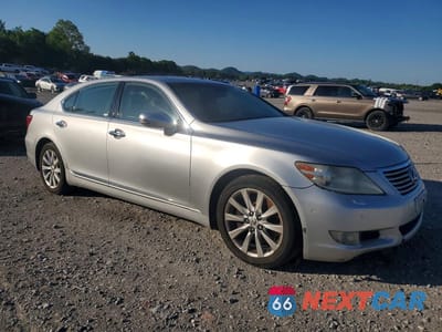 Czwarte zdjęcie samochodu z boku: 2012 LEXUS LS 460 L VIN:JTHDL5EF5C5004781 - miniatura