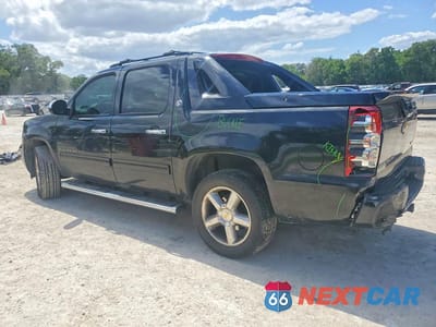 Drugie zdjęcie samochodu z przodu: 2013 CHEVROLET AVALANCHE LT VIN:3GNTKFE75DG267868 - miniatura